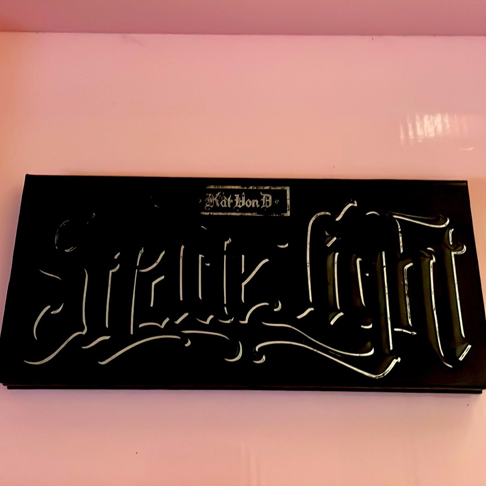 Shade and Light Contour Palette (powder)